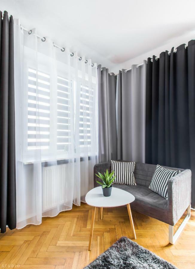 Apartment Clicktheflat Chmielna 7 Warschau